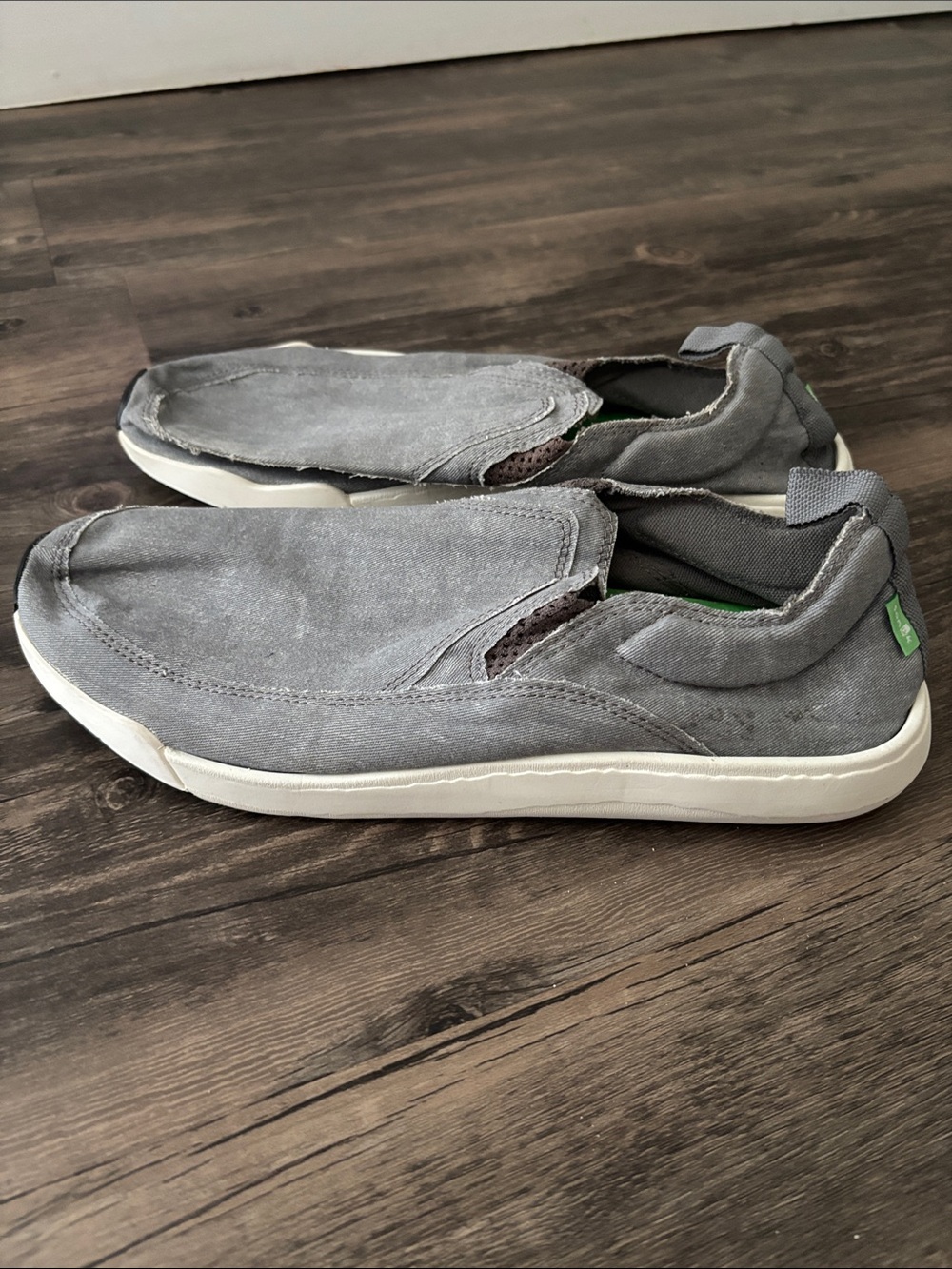 Sanuk Chiba Quest Sneakers Men's Size 11 Gray Canvas Slip On Casual Shoes